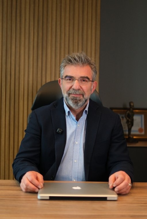 Op.Dr. İsmet Akçay